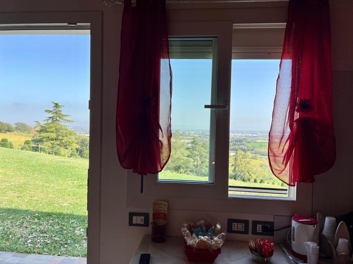 Agriturismo Le Essenze - Terrazza Sulla Romagna Cesena Exterior foto