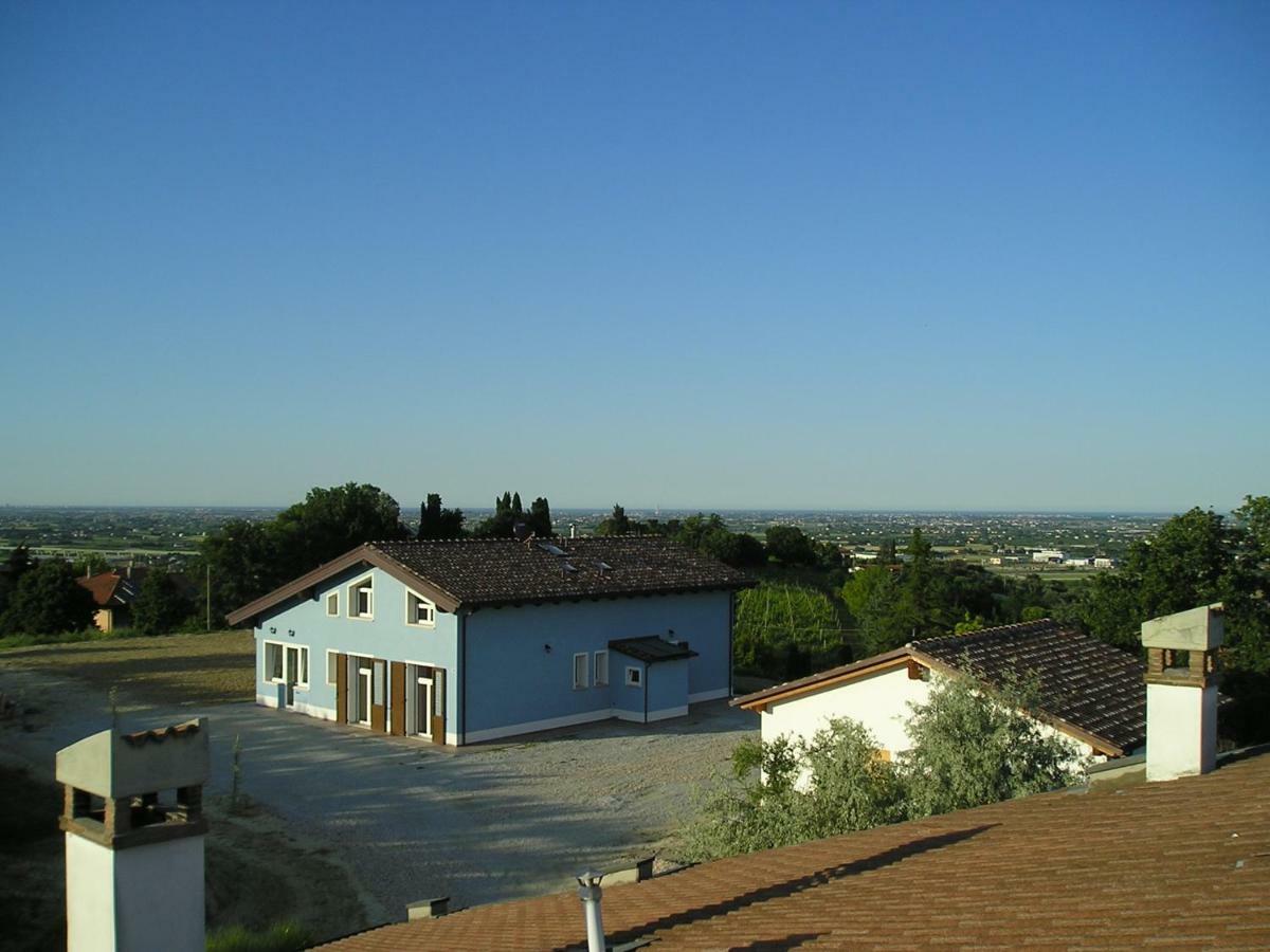 Agriturismo Le Essenze - Terrazza Sulla Romagna Cesena Exterior foto